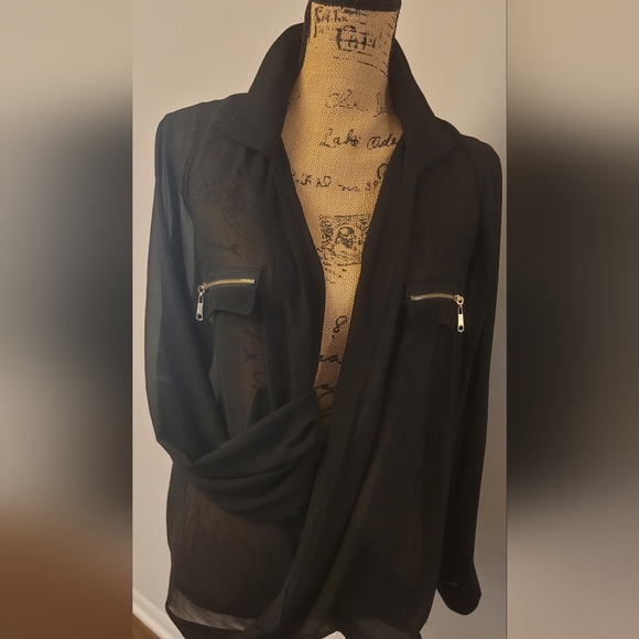 Blouse - Picture 3 of 4